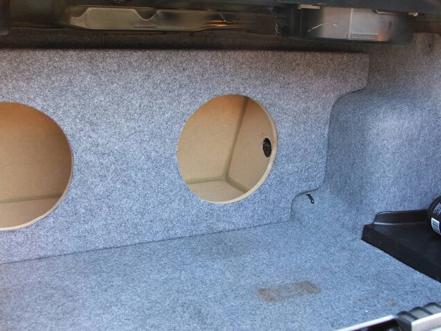 BMW 3 Series 1999-2005 Sedan Single / Dual Subwoofer Box