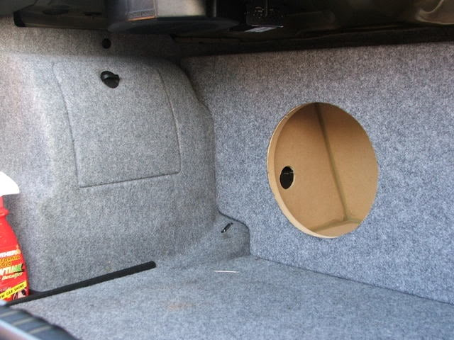 BMW 3 Series 1999-2005 Sedan Single / Dual Subwoofer Box