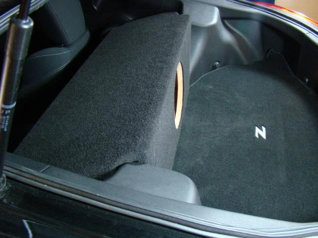 Nissan 370z Single 10" Subwoofer Box