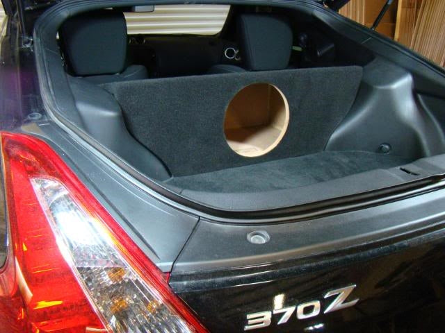 Nissan 370z Single 10" Subwoofer Box W/ COLORED Z LOGO