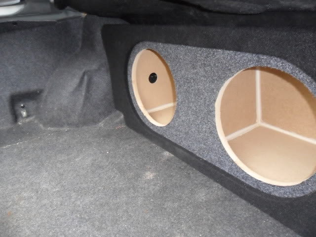 Chrysler 300 2005-2010 Single / Dual Subwoofer Box W/Recessed Holes (version 3)