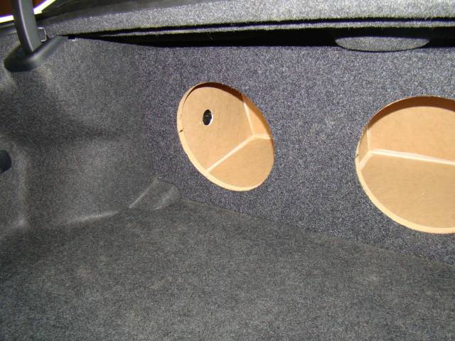 Chrysler 300 2005-2010 Subwoofer Box