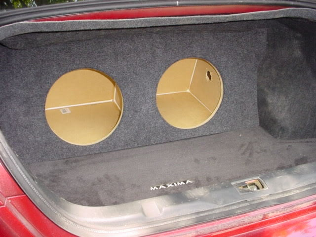 Nissan Maxima 2004-2006 Single / Dual Subwoofer Box